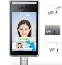 IP65户外互联网广告屏幕价格面部识别访问控制系统